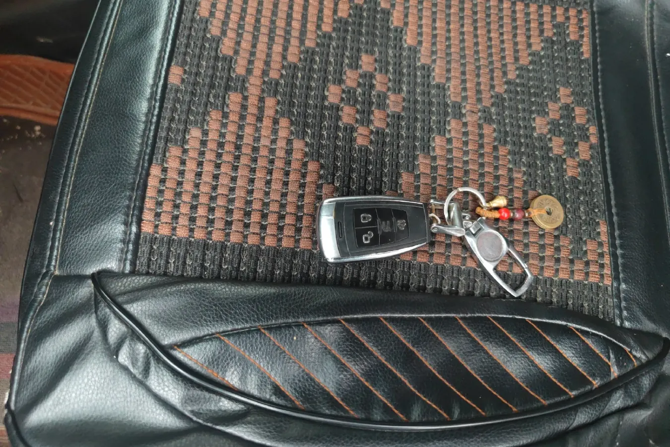 2015 BeiJing Auto Senova X65 2.0T 177HP L4 6AT,autocango,china used car exporter,china ev exporter,chinese used car exporter,chinese used ev exporter