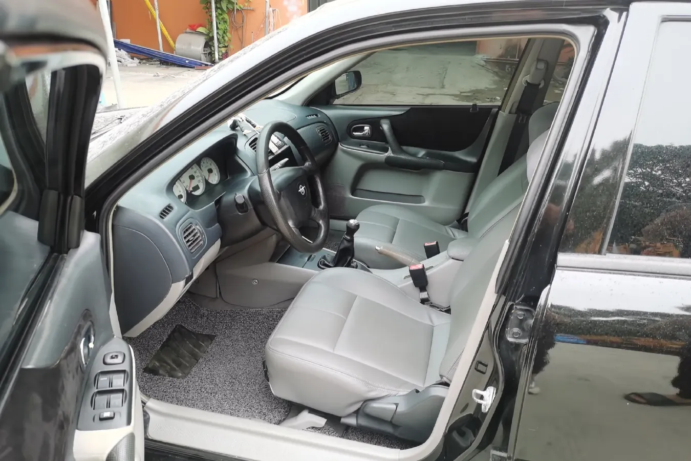 2010 HaiMa Happin 1.6L 117HP L4 5MT,autocango,china used car exporter,china ev exporter,chinese used car exporter,chinese used ev exporter