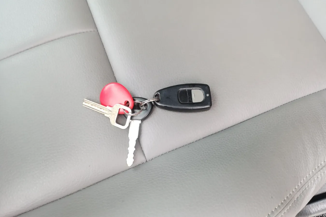 2010 HaiMa Happin 1.6L 117HP L4 5MT,autocango,china used car exporter,china ev exporter,chinese used car exporter,chinese used ev exporter