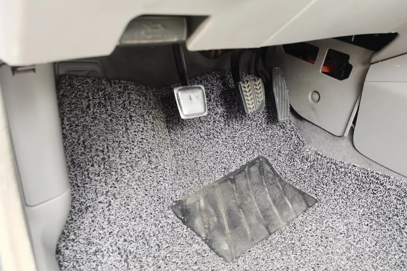 2010 HaiMa Happin 1.6L 117HP L4 5MT,autocango,china used car exporter,china ev exporter,chinese used car exporter,chinese used ev exporter