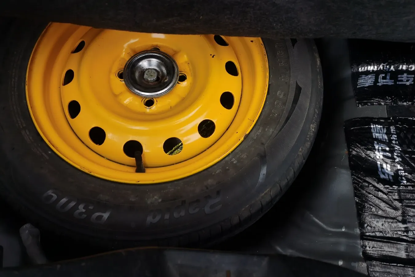 2010 HaiMa Happin 1.6L 117HP L4 5MT,autocango,china used car exporter,china ev exporter,chinese used car exporter,chinese used ev exporter