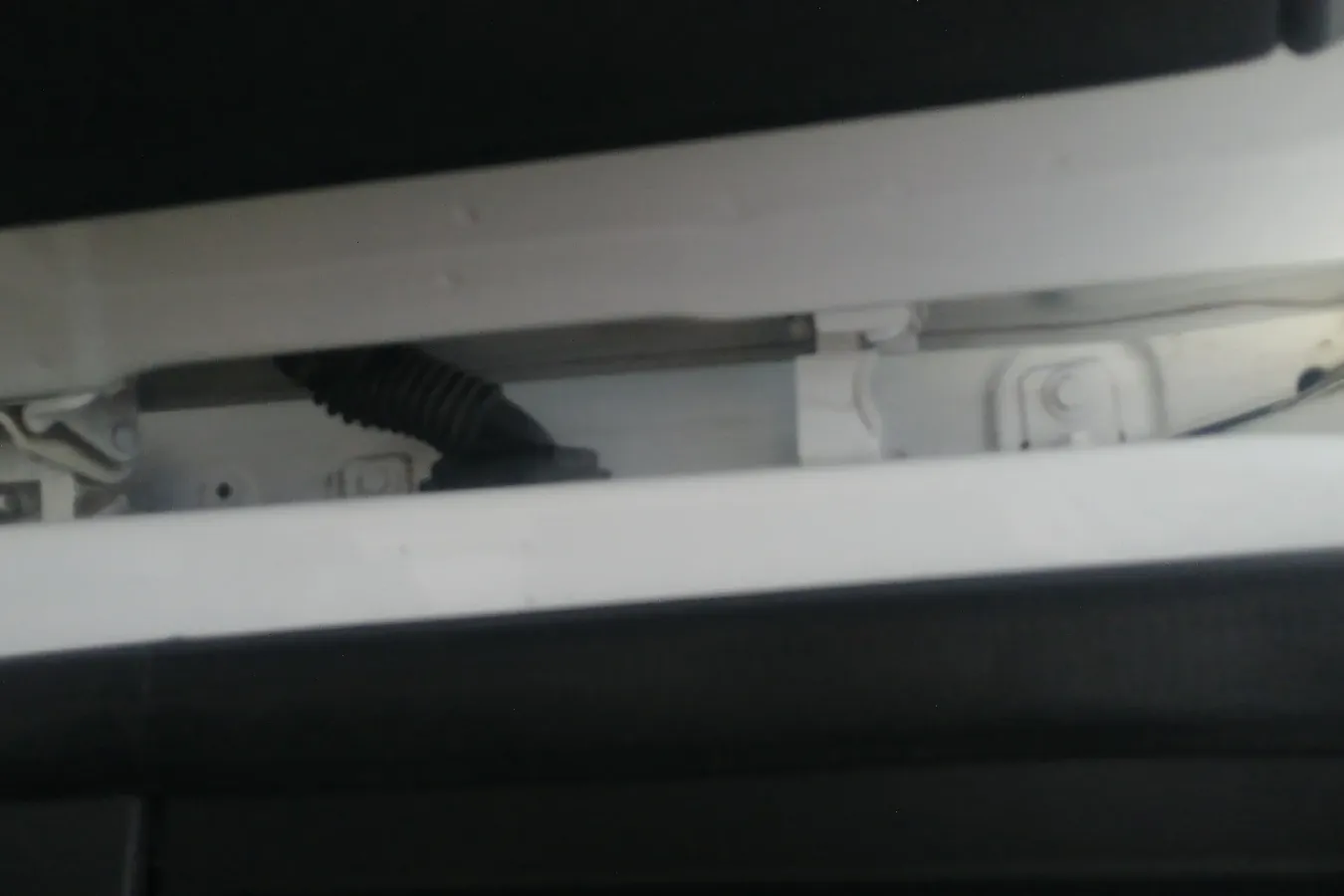 2016 Roewe e550 1.5L 109HP L4 2AT PHEV 12KWH,autocango,china used car exporter,china ev exporter,chinese used car exporter,chinese used ev exporter