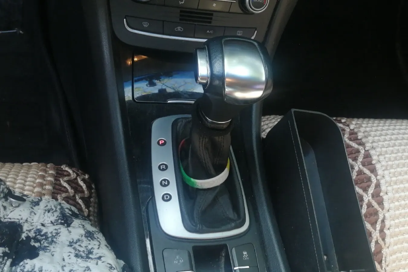 2016 Roewe e550 1.5L 109HP L4 2AT PHEV 12KWH,autocango,china used car exporter,china ev exporter,chinese used car exporter,chinese used ev exporter