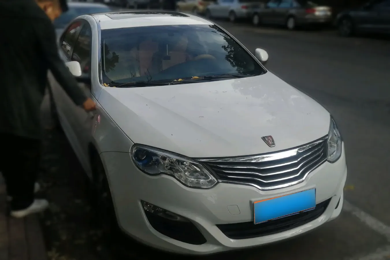 2016 Roewe e550 1.5L 109HP L4 2AT PHEV 12KWH,autocango,china used car exporter,china ev exporter,chinese used car exporter,chinese used ev exporter