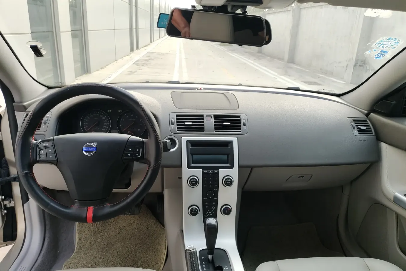 2011 Volvo S40 2.0L 141HP L4 6DCT,autocango,china used car exporter,china ev exporter,chinese used car exporter,chinese used ev exporter