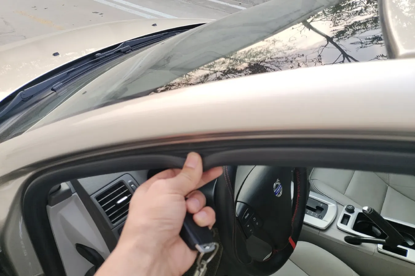 2011 Volvo S40 2.0L 141HP L4 6DCT,autocango,china used car exporter,china ev exporter,chinese used car exporter,chinese used ev exporter