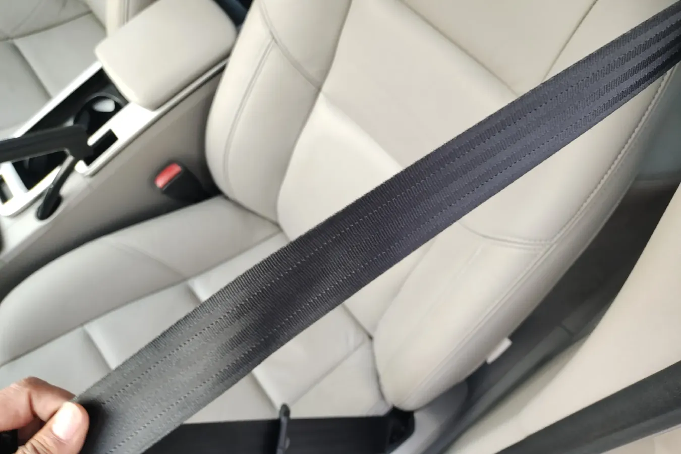 2011 Volvo S40 2.0L 141HP L4 6DCT,autocango,china used car exporter,china ev exporter,chinese used car exporter,chinese used ev exporter