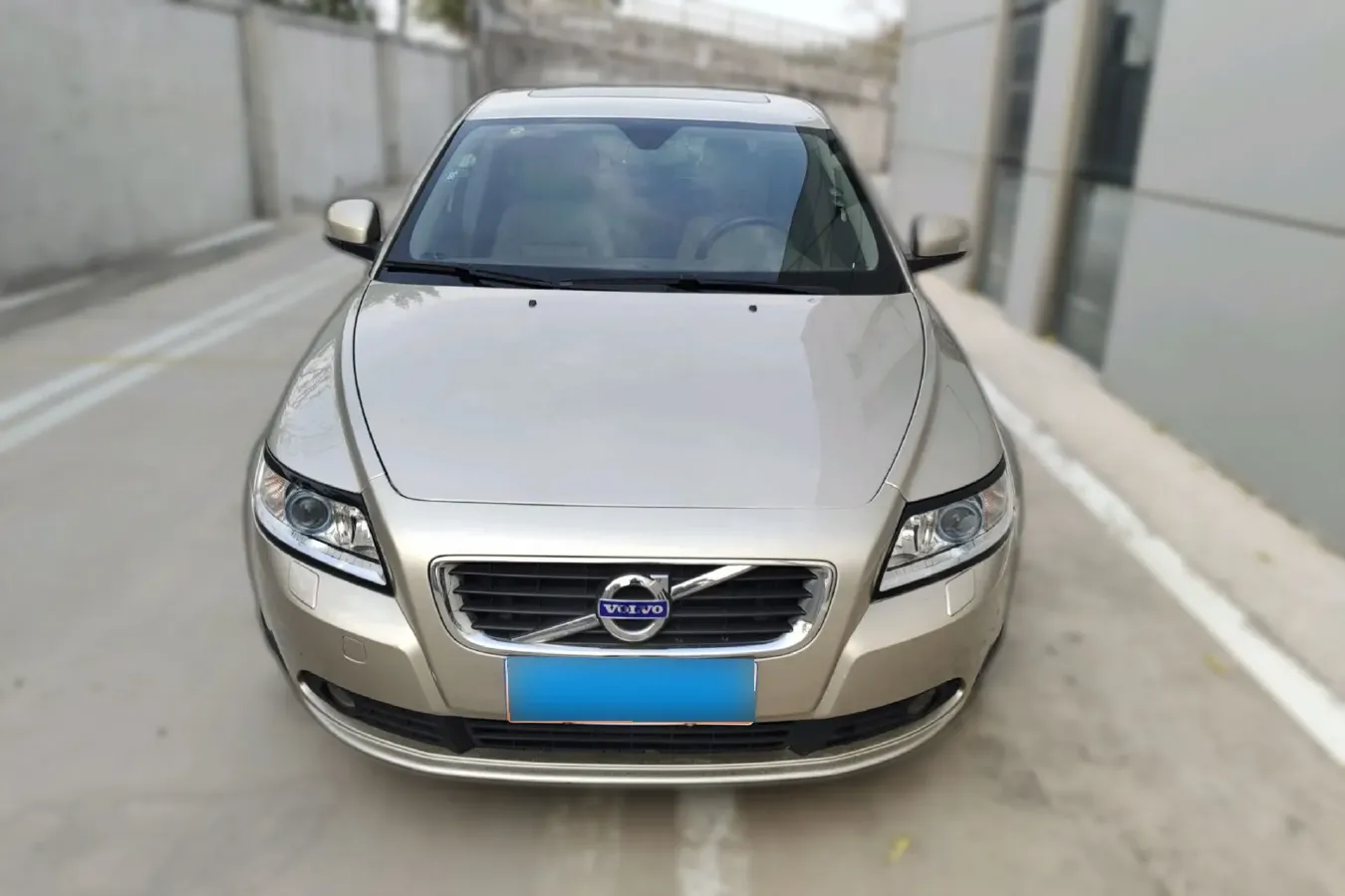 2011 Volvo S40 2.0L 141HP L4 6DCT,autocango,china used car exporter,china ev exporter,chinese used car exporter,chinese used ev exporter