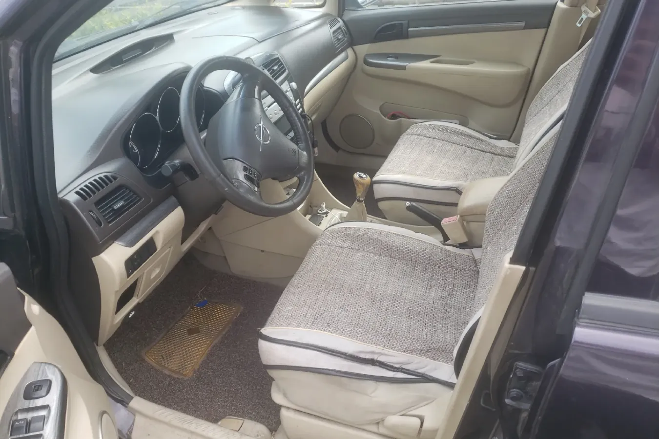 2013 HaiMa Preema 1.6L 120HP L4 5MT,autocango,china used car exporter,china ev exporter,chinese used car exporter,chinese used ev exporter