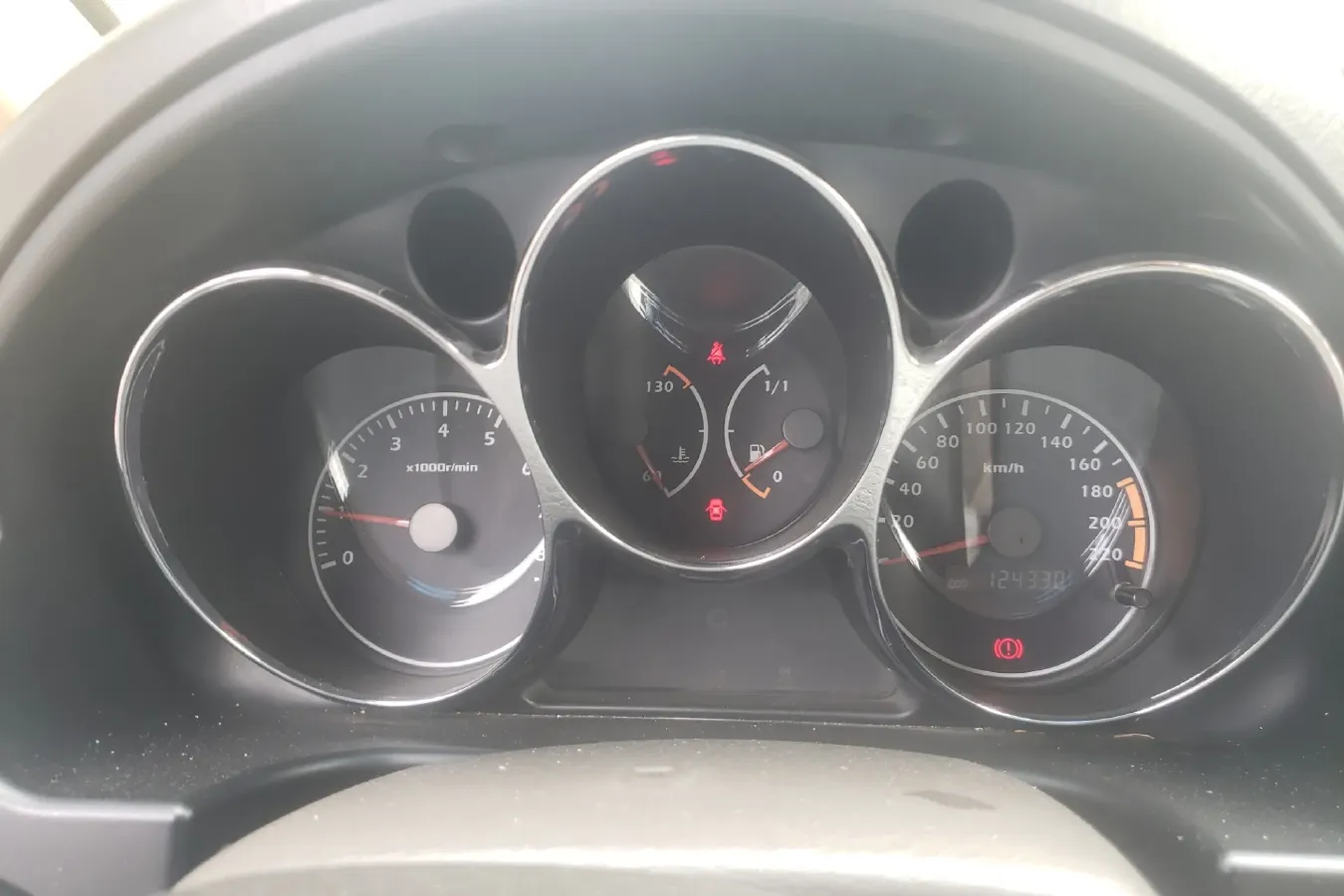 2013 HaiMa Preema 1.6L 120HP L4 5MT,autocango,china used car exporter,china ev exporter,chinese used car exporter,chinese used ev exporter