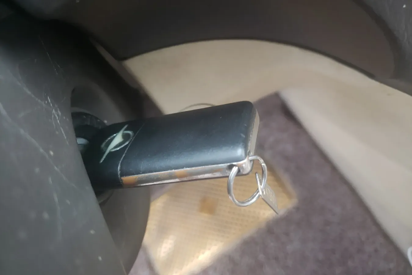 2013 HaiMa Preema 1.6L 120HP L4 5MT,autocango,china used car exporter,china ev exporter,chinese used car exporter,chinese used ev exporter