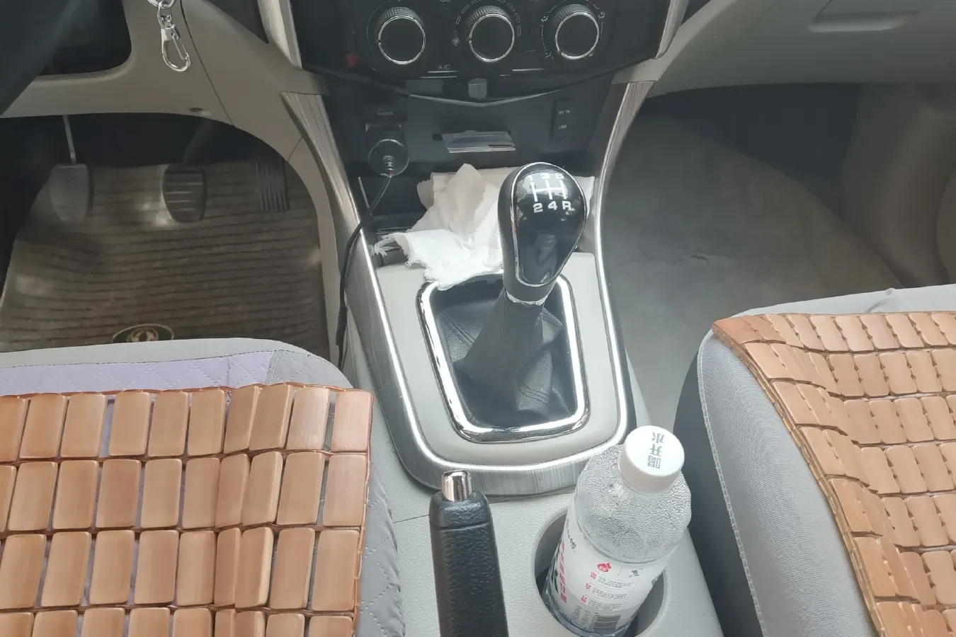 2016 DongFeng Forthing S500 1.5L 120HP L4 5MT,autocango,china used car exporter,china ev exporter,chinese used car exporter,chinese used ev exporter