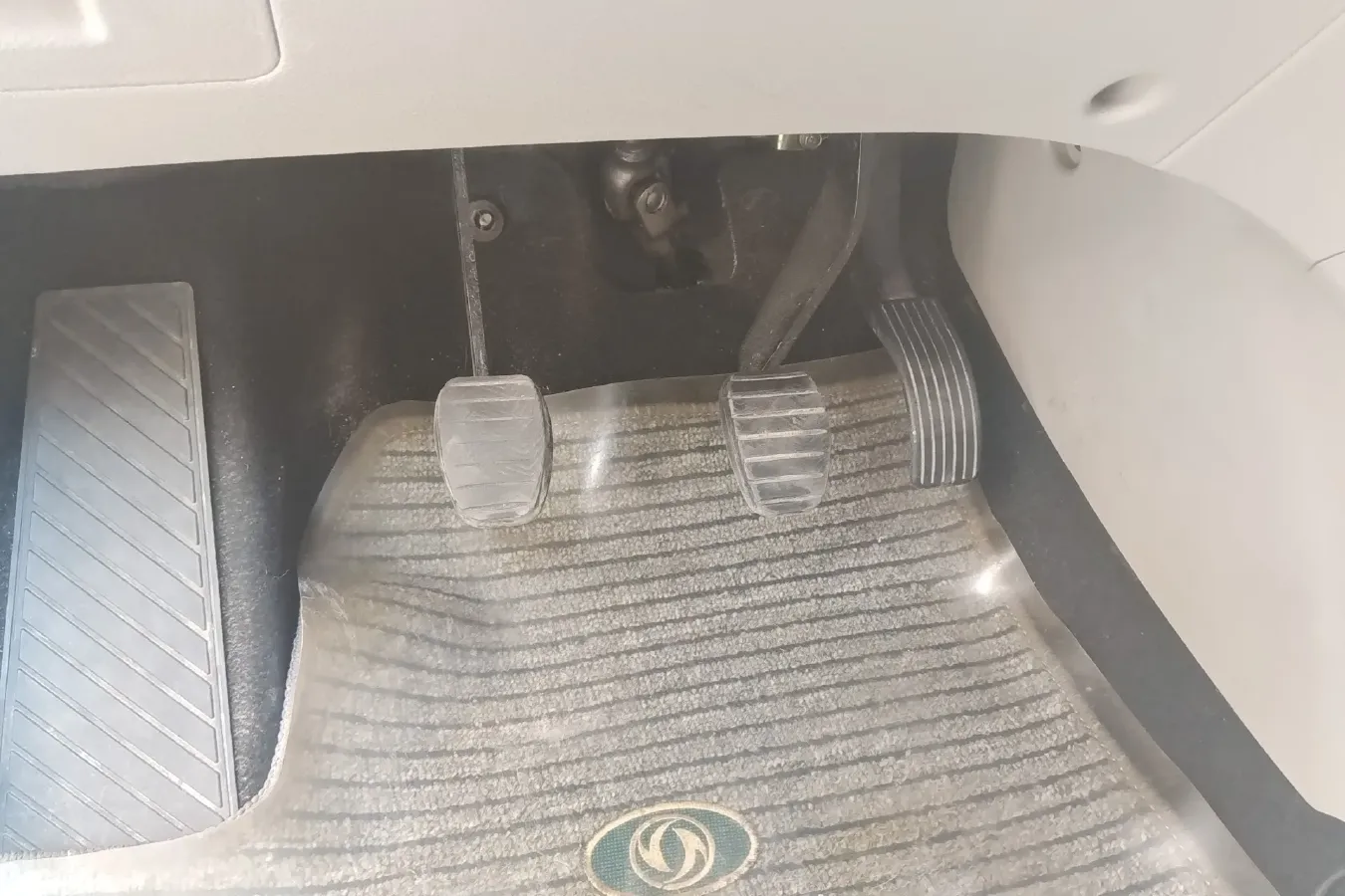 2016 DongFeng Forthing S500 1.5L 120HP L4 5MT,autocango,china used car exporter,china ev exporter,chinese used car exporter,chinese used ev exporter