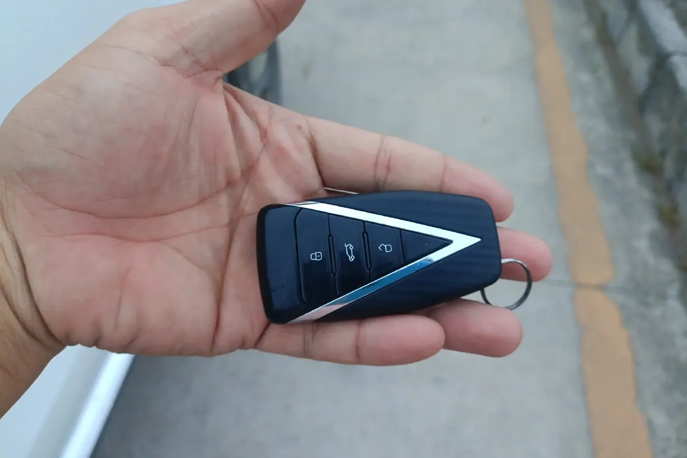 2020 Venucia Star 1.5T 190HP L4 7DCT,autocango,china used car exporter,china ev exporter,chinese used car exporter,chinese used ev exporter