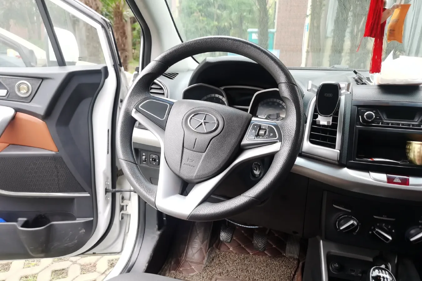 2014 JAC Refine S3 1.5L 113HP L4 6MT,autocango,china used car exporter,china ev exporter,chinese used car exporter,chinese used ev exporter