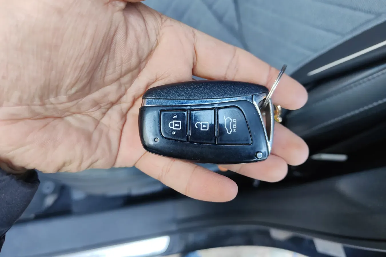 2013 Hyundai Grand SantaFe 3.0L 264HP V6 6AT,autocango,china used car exporter,china ev exporter,chinese used car exporter,chinese used ev exporter