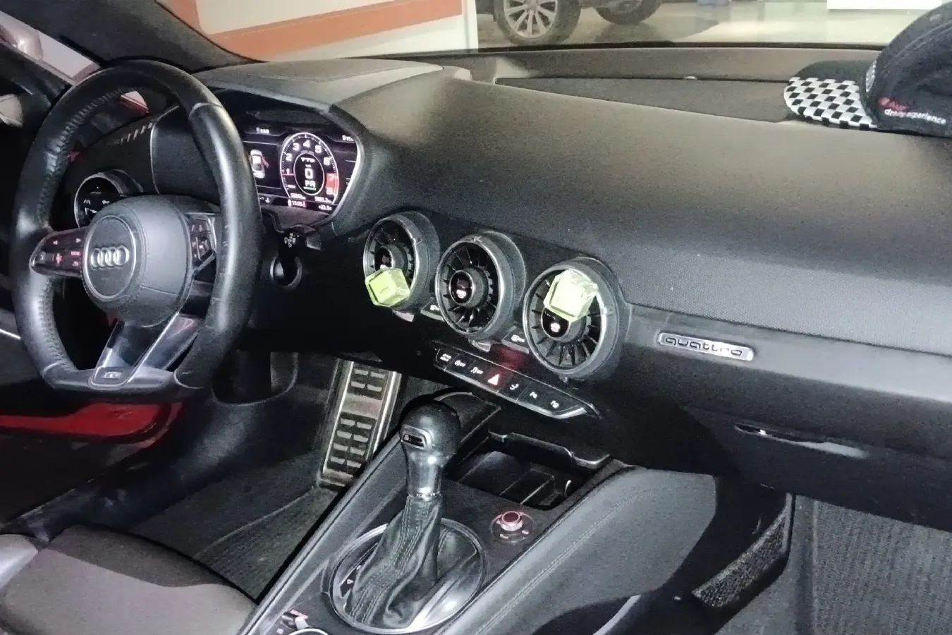 2016 Audi TTS 2.0T 286HP L4 6DCT,autocango,china used car exporter,china ev exporter,chinese used car exporter,chinese used ev exporter