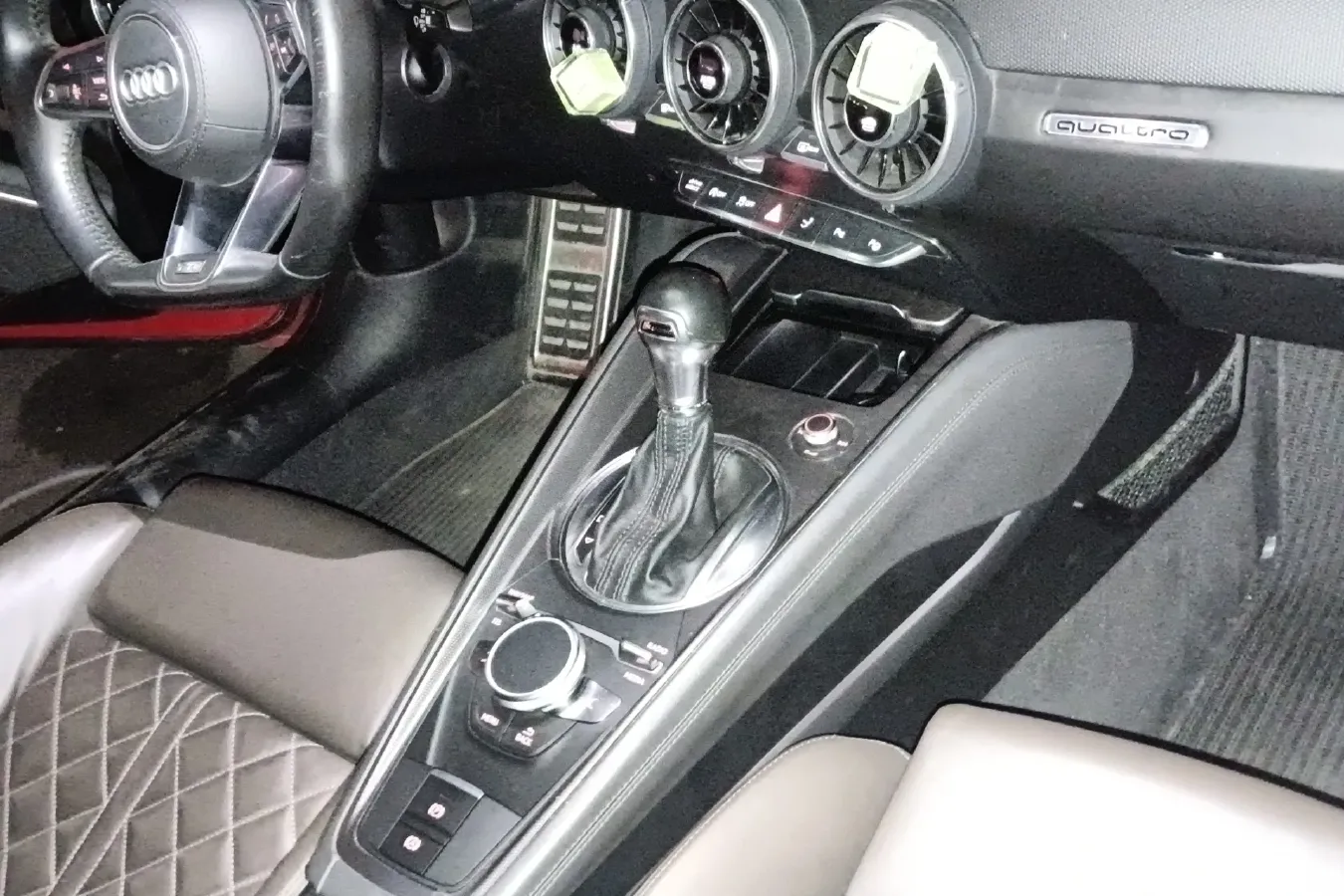 2016 Audi TTS 2.0T 286HP L4 6DCT,autocango,china used car exporter,china ev exporter,chinese used car exporter,chinese used ev exporter