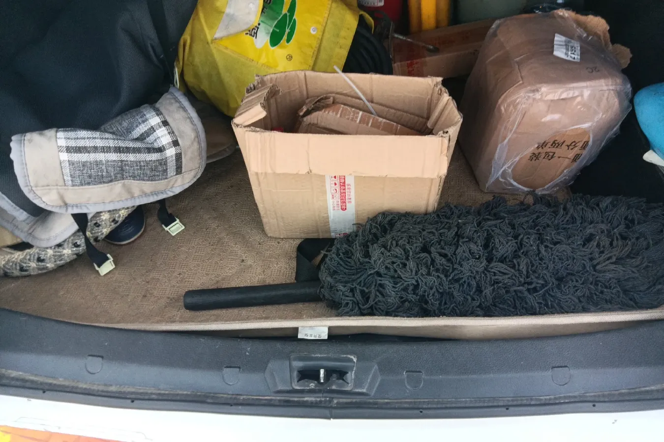 2014 Zotye Z300 1.5L 113HP L4 5MT,autocango,china used car exporter,china ev exporter,chinese used car exporter,chinese used ev exporter