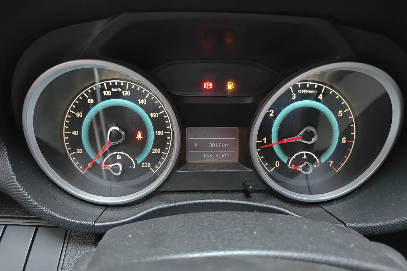 2013 Landwind X5 2.0T 190HP L4 6MT,autocango,china used car exporter,china ev exporter,chinese used car exporter,chinese used ev exporter