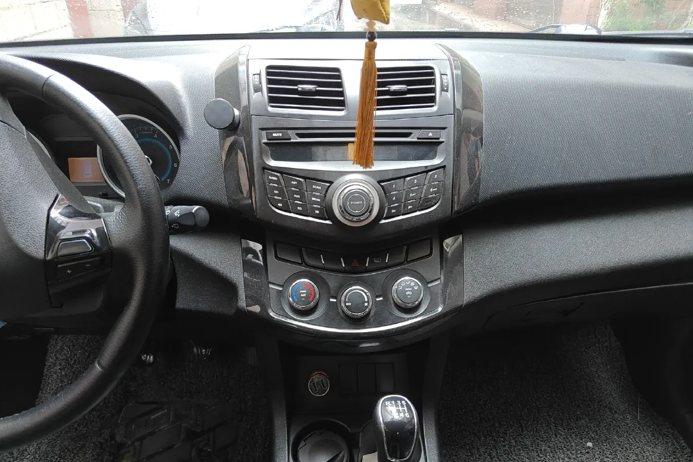 2013 Landwind X5 2.0T 190HP L4 6MT,autocango,china used car exporter,china ev exporter,chinese used car exporter,chinese used ev exporter