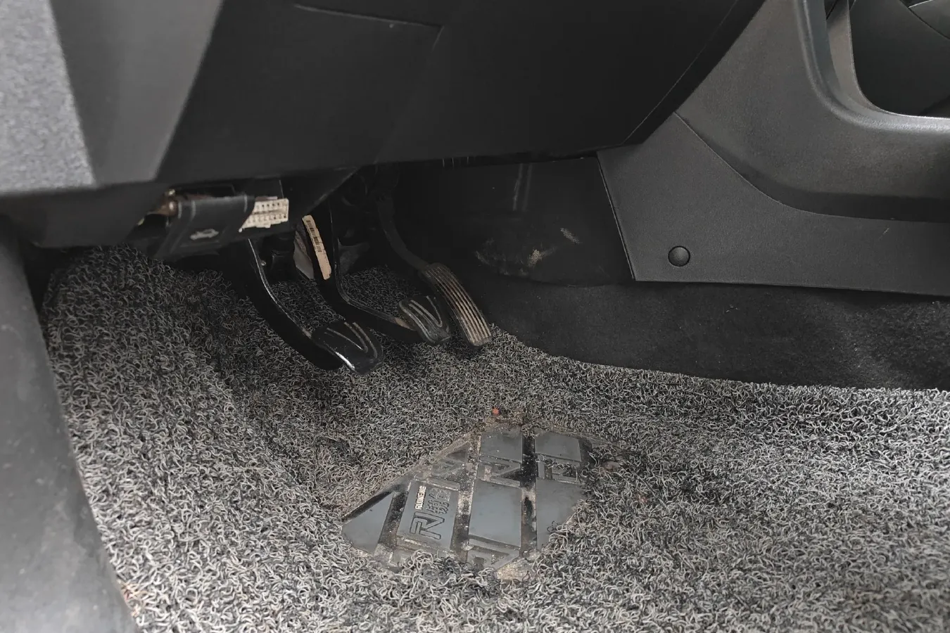 2013 Landwind X5 2.0T 190HP L4 6MT,autocango,china used car exporter,china ev exporter,chinese used car exporter,chinese used ev exporter