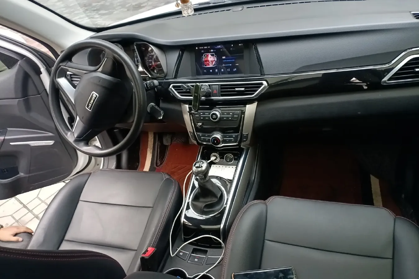 2019 Dorcen G60 1.6L 116HP L4 5MT,autocango,china used car exporter,china ev exporter,chinese used car exporter,chinese used ev exporter