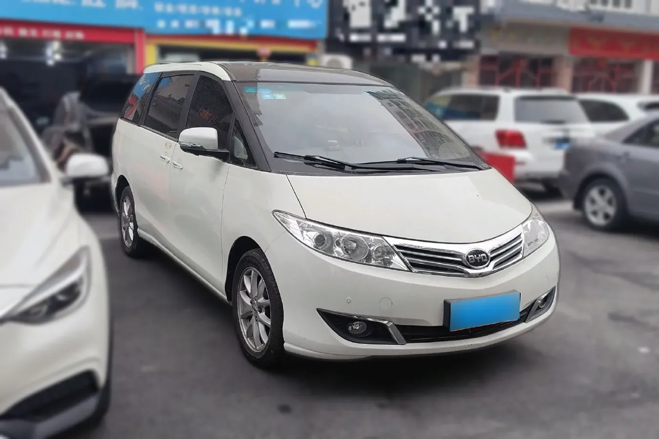 2015 BYD M6 2.4L 167HP L4 6DCT,autocango,china used car exporter,china ev exporter,chinese used car exporter,chinese used ev exporter