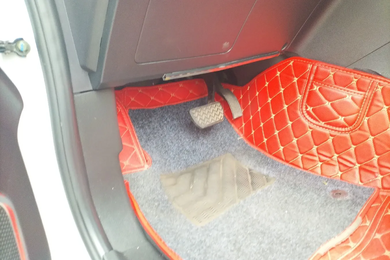 2017 BAIC Hyosow S5 1.3T 133HP L4 CVT,autocango,china used car exporter,china ev exporter,chinese used car exporter,chinese used ev exporter