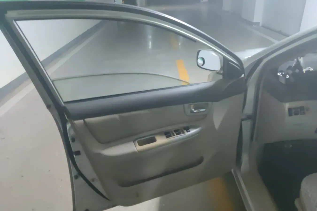 2009 BYD F3R 1.5L 102HP L4 5MT,autocango,china used car exporter,china ev exporter,chinese used car exporter,chinese used ev exporter