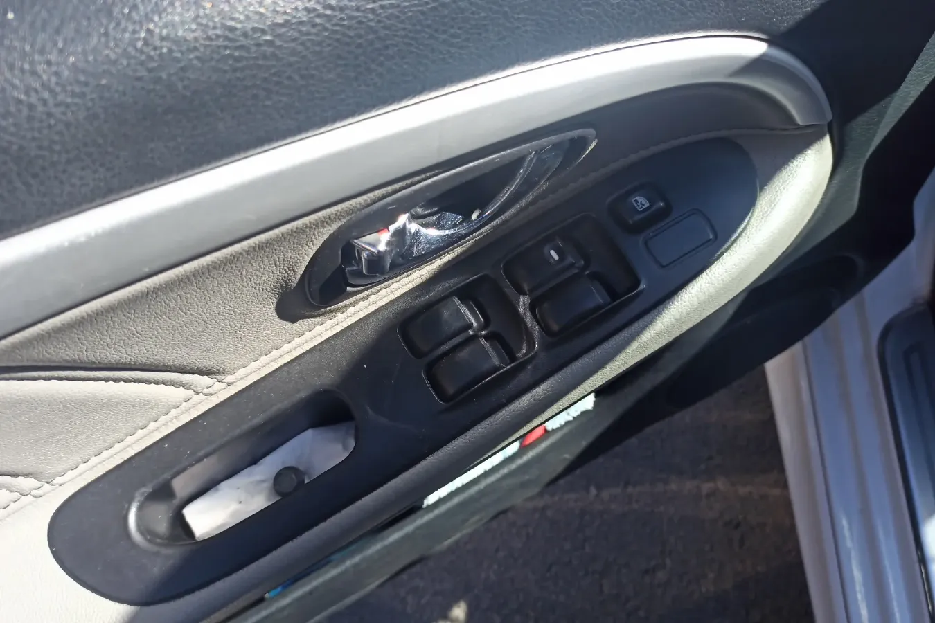 2012 Soueast V3 1.5L 120HP L4 5MT,autocango,china used car exporter,china ev exporter,chinese used car exporter,chinese used ev exporter