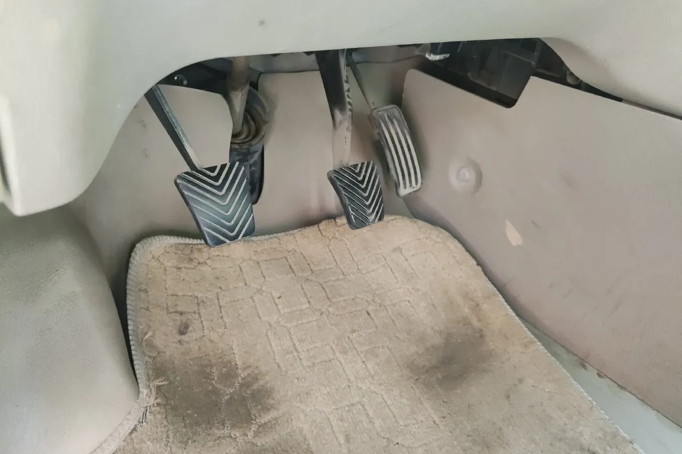 2014 GAC Gonow XingLang 1.5L 113HP L4 5MT,autocango,china used car exporter,china ev exporter,chinese used car exporter,chinese used ev exporter