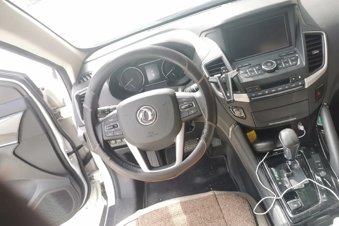 2018 DongFeng Aeolus AX7 1.6T 167HP L4 6AT,autocango,china used car exporter,china ev exporter,chinese used car exporter,chinese used ev exporter