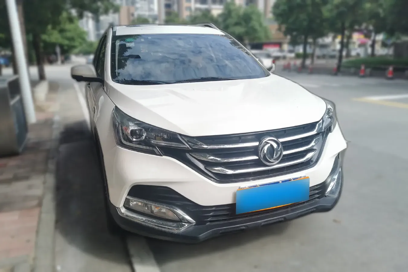 2018 DongFeng Aeolus AX7 1.6T 167HP L4 6AT,autocango,china used car exporter,china ev exporter,chinese used car exporter,chinese used ev exporter
