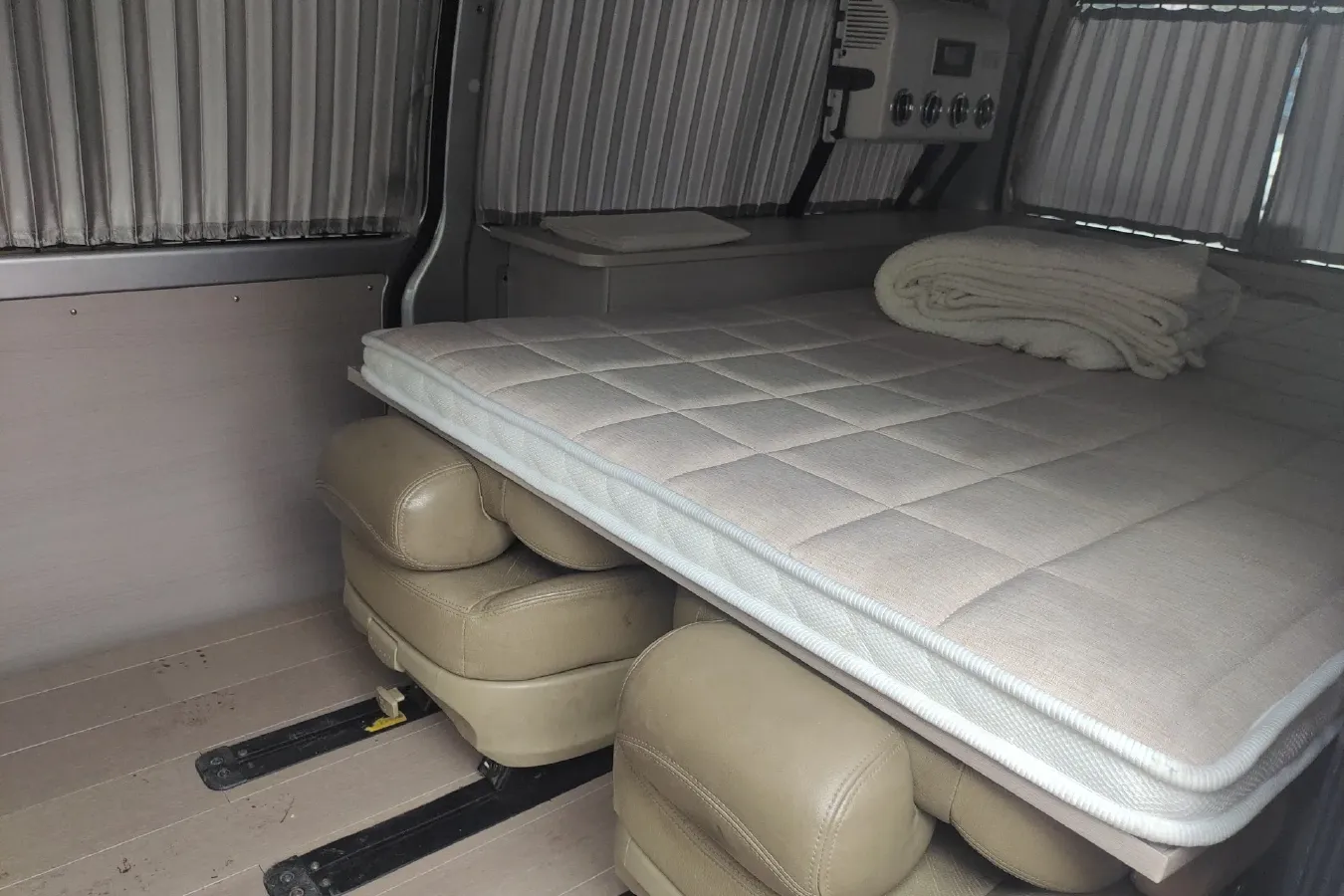 2008 Soueast Delica 2.0L 122HP L4 5MT,autocango,china used car exporter,china ev exporter,chinese used car exporter,chinese used ev exporter