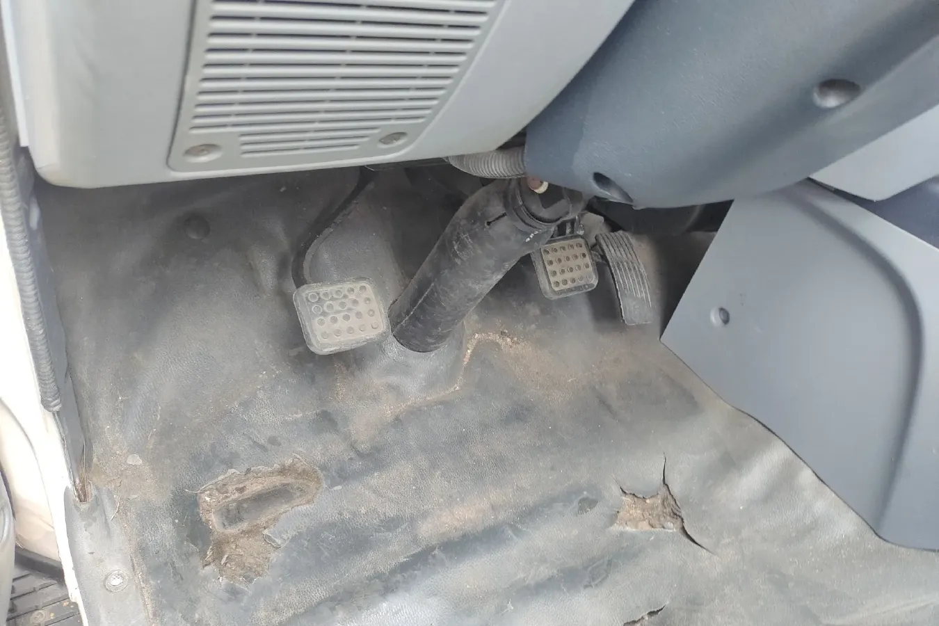 2008 Soueast Delica 2.0L 122HP L4 5MT,autocango,china used car exporter,china ev exporter,chinese used car exporter,chinese used ev exporter