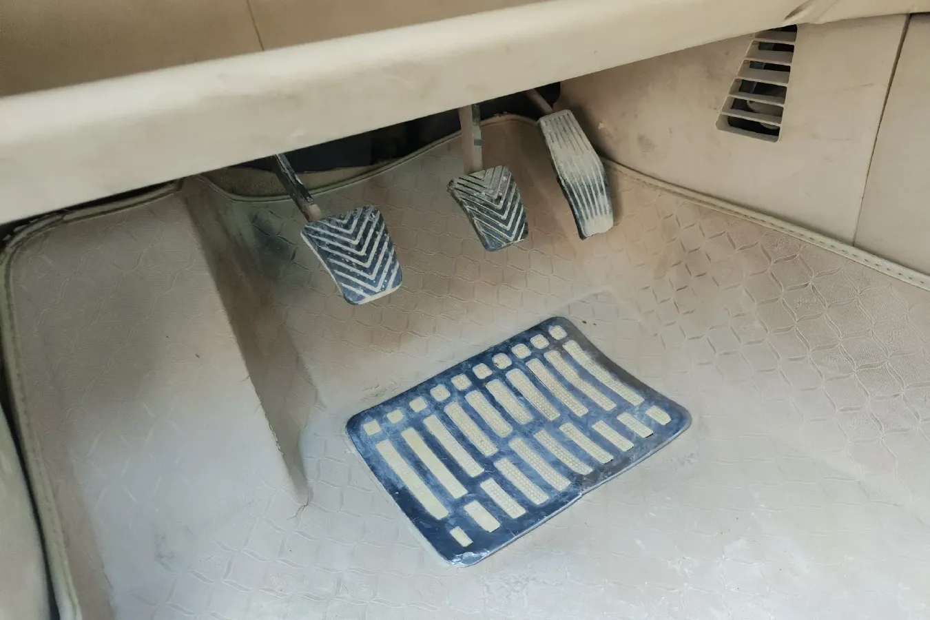 2008 Hyundai Accent 1.4L 95HP L4 5MT,autocango,china used car exporter,china ev exporter,chinese used car exporter,chinese used ev exporter