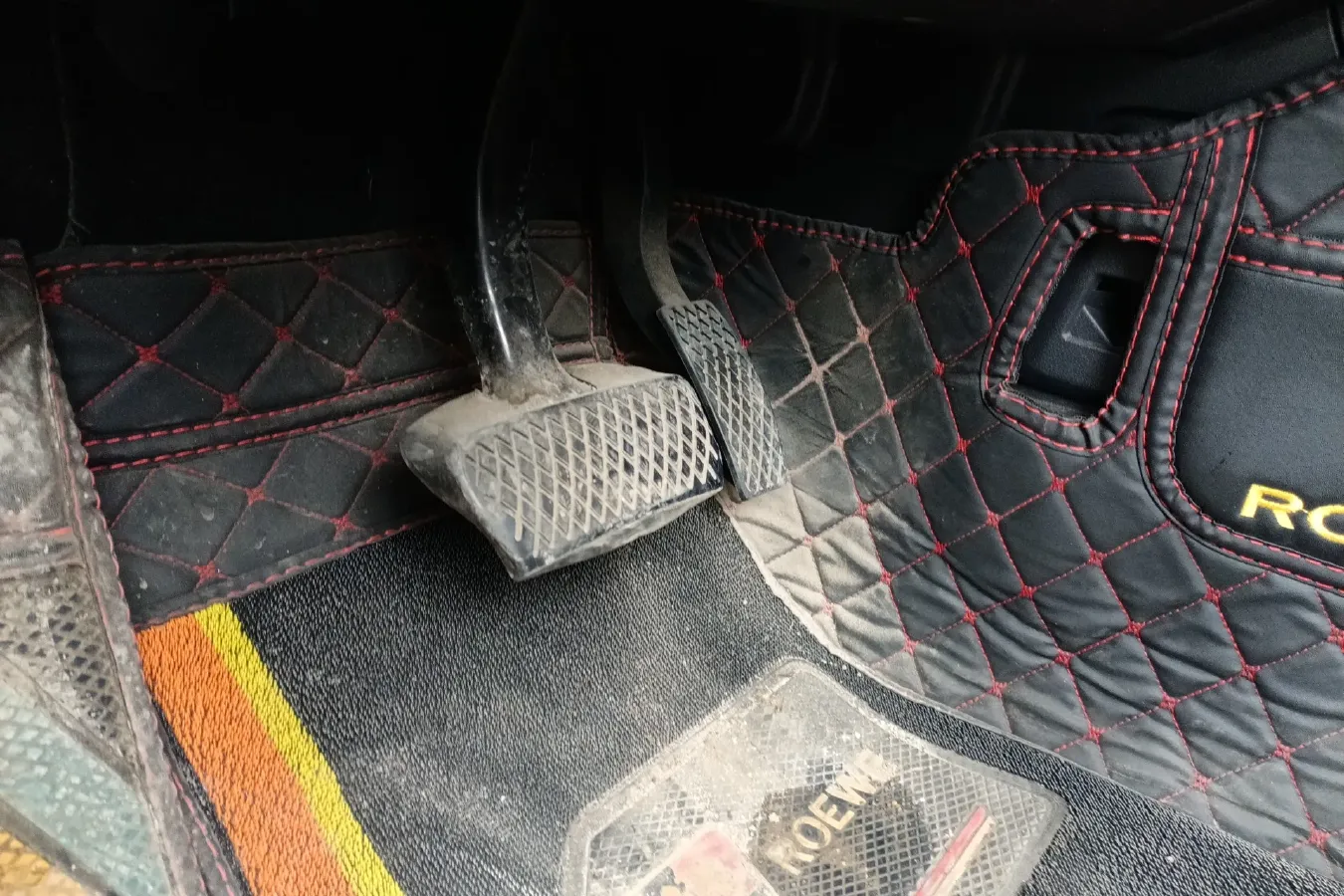 2016 Roewe e550 1.5L 109HP L4 2AT PHEV 12KWH,autocango,china used car exporter,china ev exporter,chinese used car exporter,chinese used ev exporter