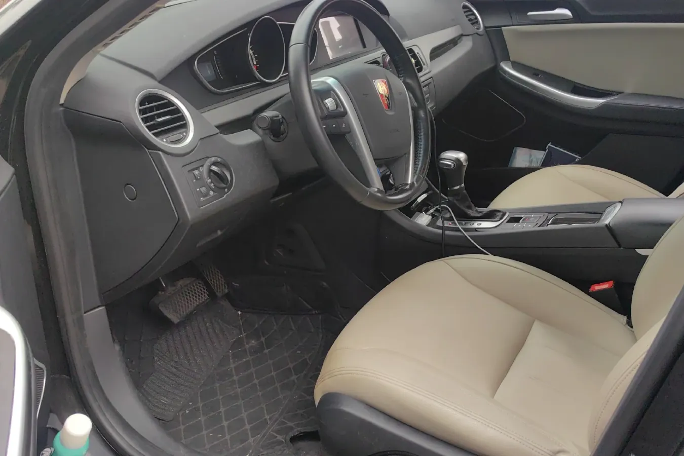 2016 Roewe e550 1.5L 109HP L4 2AT PHEV 12KWH,autocango,china used car exporter,china ev exporter,chinese used car exporter,chinese used ev exporter