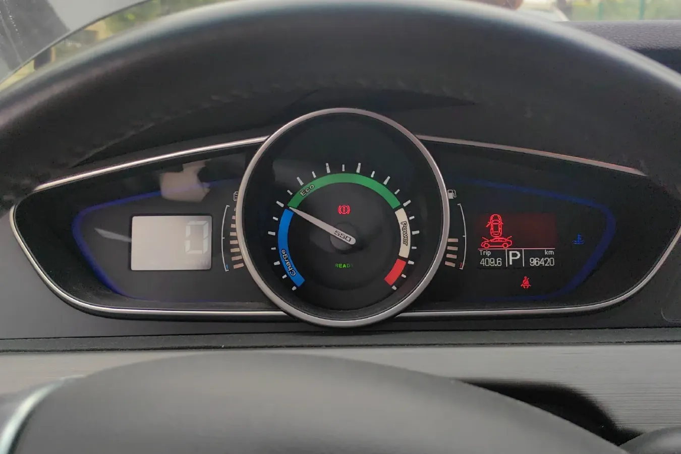 2016 Roewe e550 1.5L 109HP L4 2AT PHEV 12KWH,autocango,china used car exporter,china ev exporter,chinese used car exporter,chinese used ev exporter