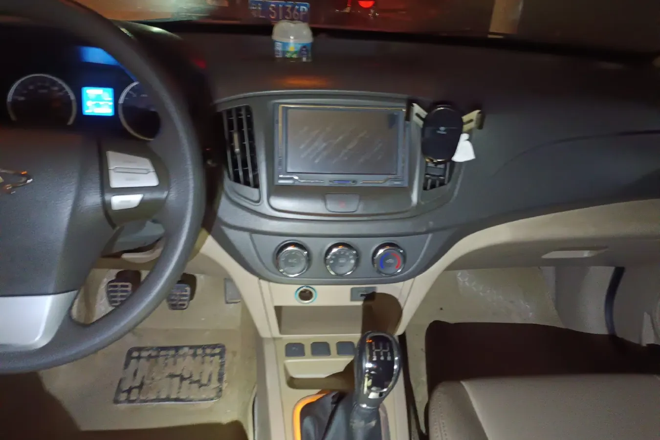 2011 Chery E5 1.5L 109HP L4 5MT,autocango,china used car exporter,china ev exporter,chinese used car exporter,chinese used ev exporter