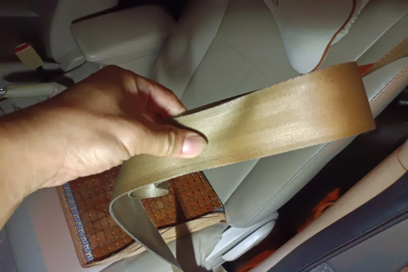 2011 Chery E5 1.5L 109HP L4 5MT,autocango,china used car exporter,china ev exporter,chinese used car exporter,chinese used ev exporter