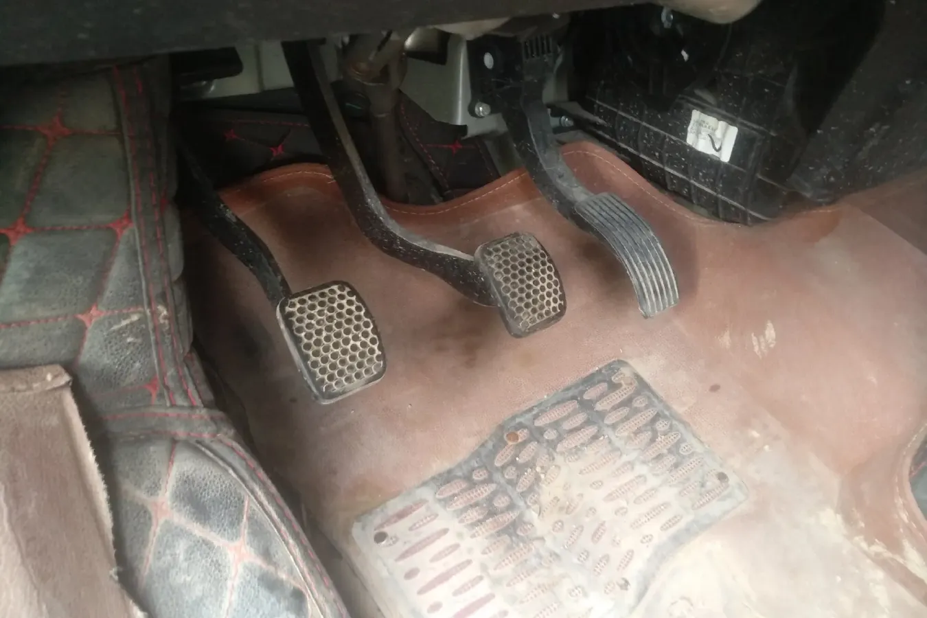 2020 DongFeng DFSK C56 1.5L 112HP L4 5MT,autocango,china used car exporter,china ev exporter,chinese used car exporter,chinese used ev exporter