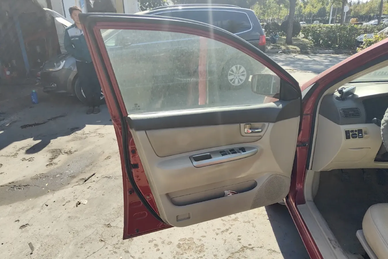 2011 BYD F3R 1.5L 107HP L4 5MT,autocango,china used car exporter,china ev exporter,chinese used car exporter,chinese used ev exporter