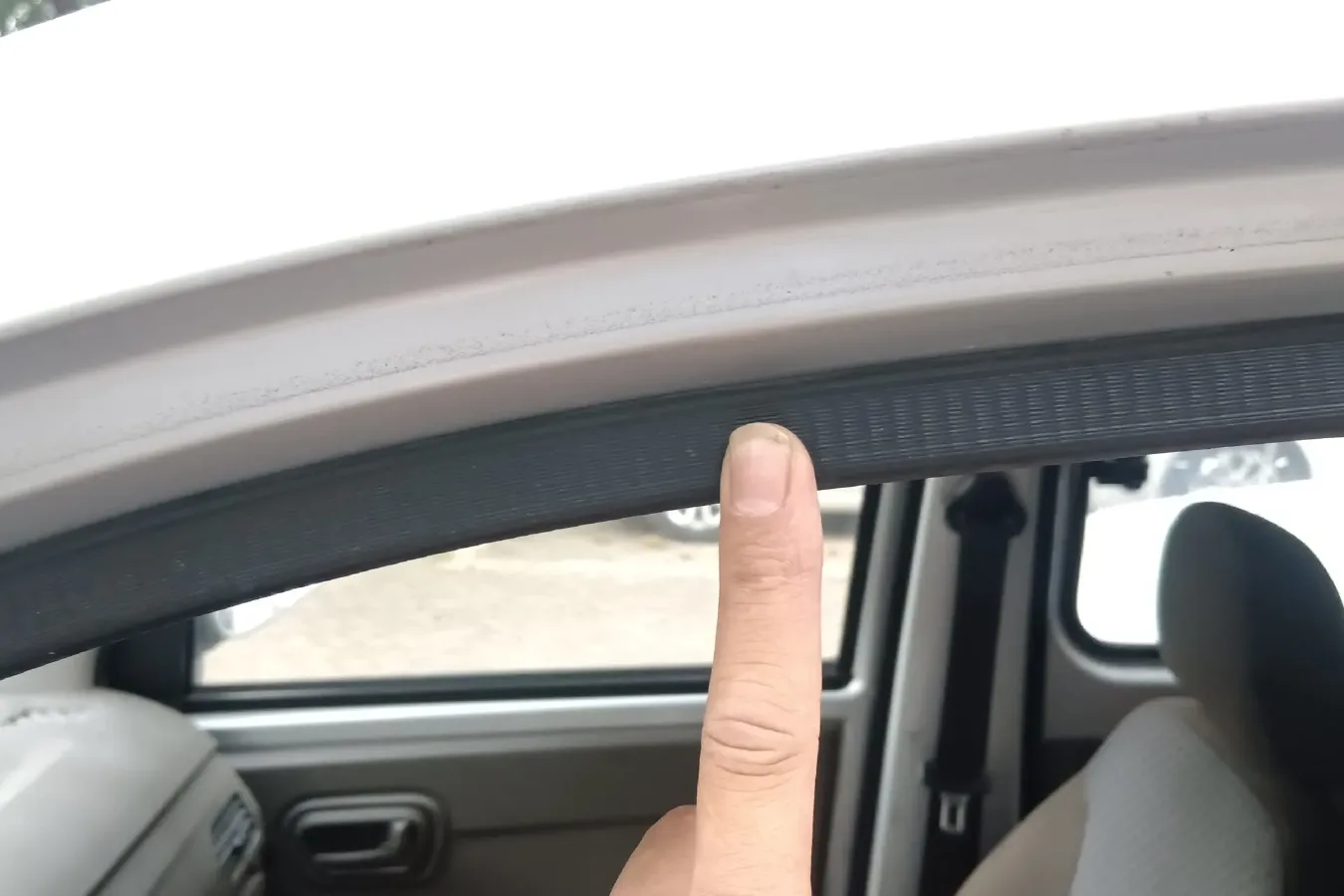 2017 WuLing ZhiGuang V 1.2L 82HP L4 5MT,autocango,china used car exporter,china ev exporter,chinese used car exporter,chinese used ev exporter