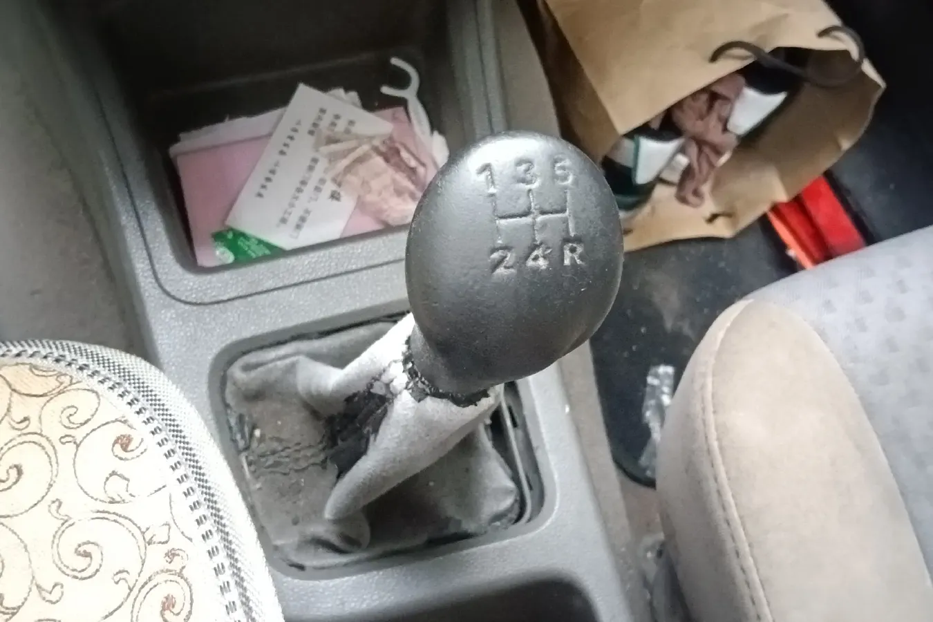 2017 WuLing ZhiGuang V 1.2L 82HP L4 5MT,autocango,china used car exporter,china ev exporter,chinese used car exporter,chinese used ev exporter