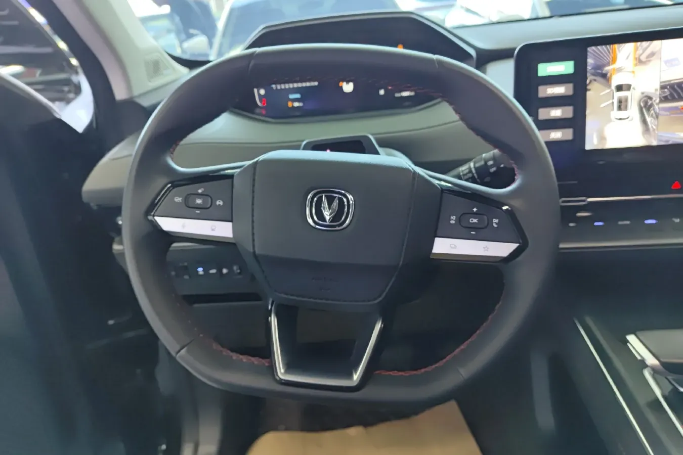 2022 ChangAn CS55 Plus 1.5T 188HP L4 7DCT,autocango,china used car exporter,china ev exporter,chinese used car exporter,chinese used ev exporter