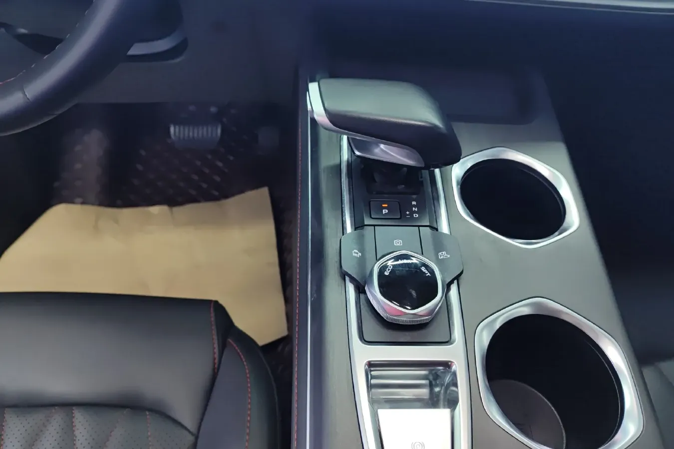 2022 ChangAn CS55 Plus 1.5T 188HP L4 7DCT,autocango,china used car exporter,china ev exporter,chinese used car exporter,chinese used ev exporter