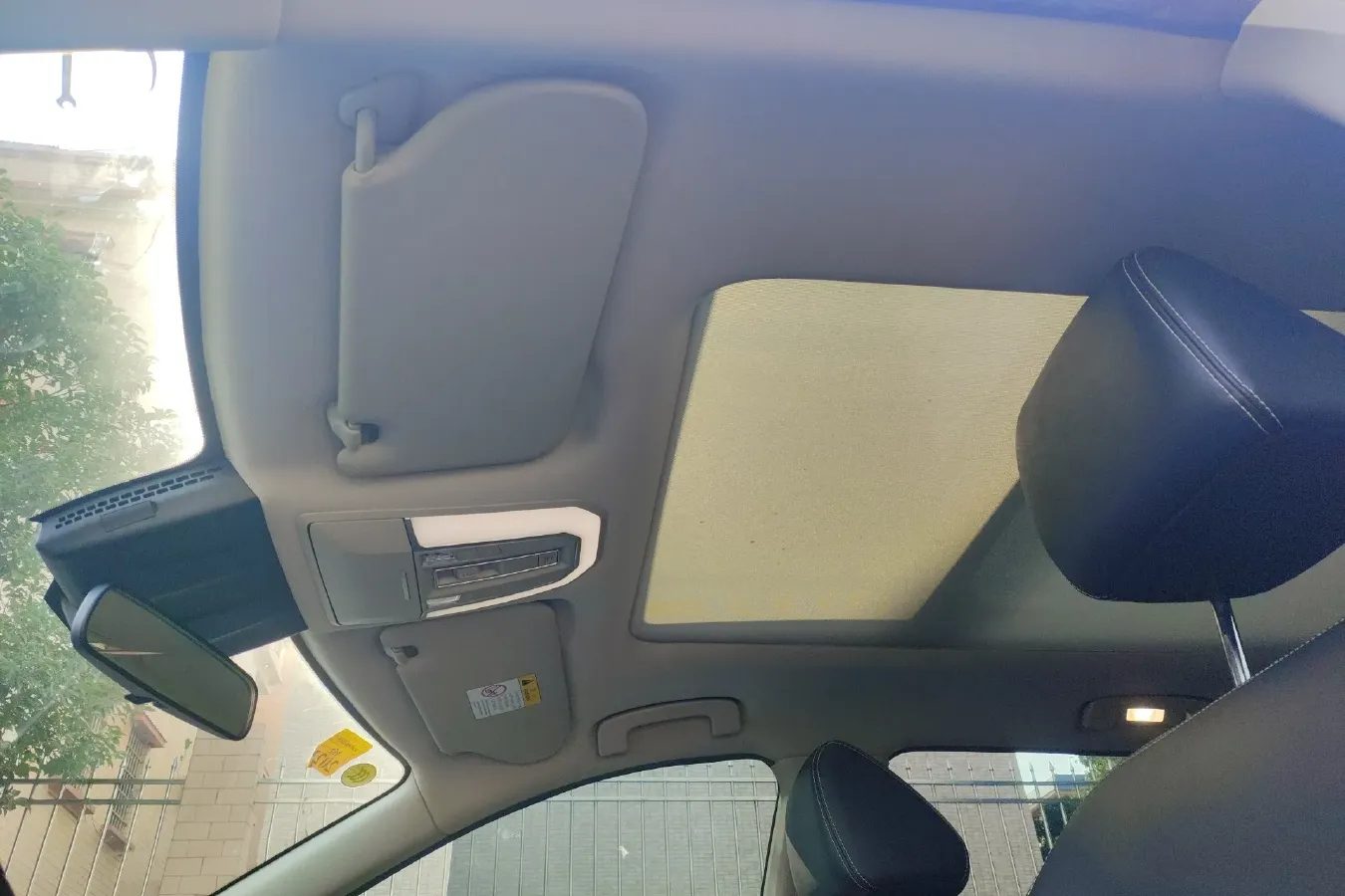 2020 Venucia Star 1.5T 190HP L4 7DCT,autocango,china used car exporter,china ev exporter,chinese used car exporter,chinese used ev exporter