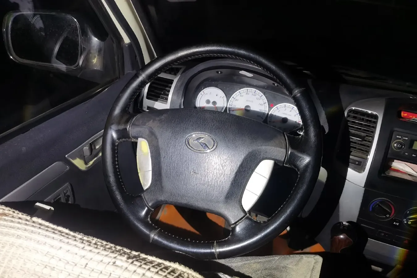 2018 KingLong JinWei 2.0L 102HP L4 5MT,autocango,china used car exporter,china ev exporter,chinese used car exporter,chinese used ev exporter